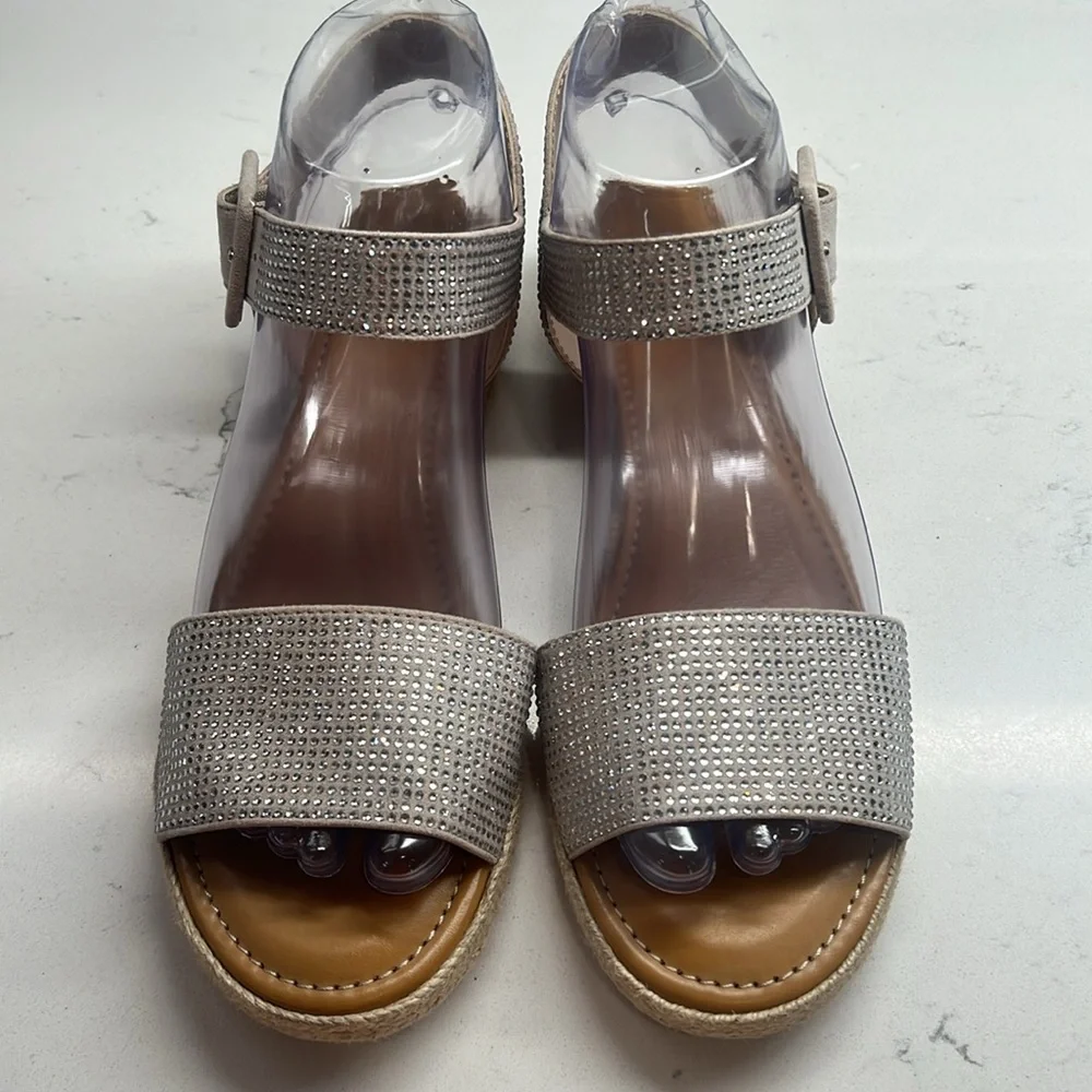 GB Kaygan2 Rhinestone Embellished Espadrille Sandals (Youth) Size 5M Soft Bisque